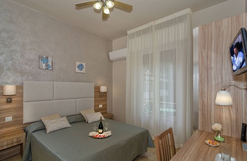Lido di Camaiore Hotel | Giardino