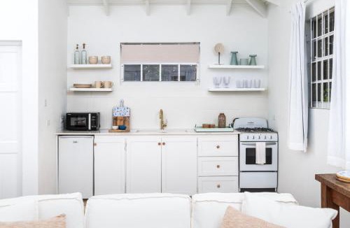 Gibbs Bay Apartment | Gibbs Cottages