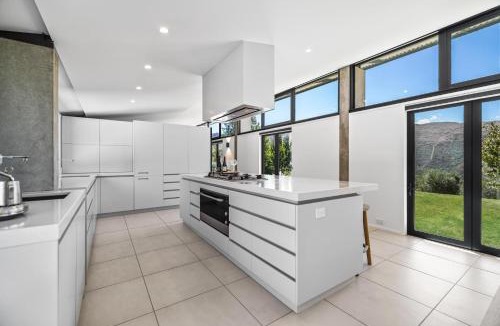 Gibbston Villa | Gibbston Valley Residence by Sotheby's Luxury Rental Homes