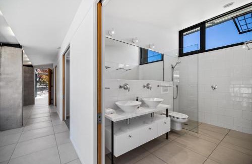 Gibbston Villa | Gibbston Valley Residence by Sotheby's Luxury Rental Homes