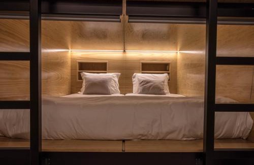 Ericeira Hostel | GiG Capsule Hostel