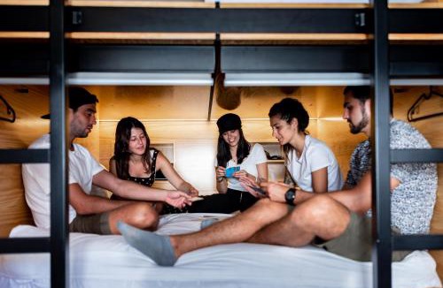 Ericeira Hostel | GiG Capsule Hostel
