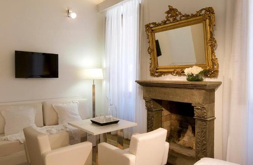 Rione V Ponte Hotel | Gigli D'Oro Suite