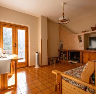 Cusano Mutri House | Gilardi Apartments