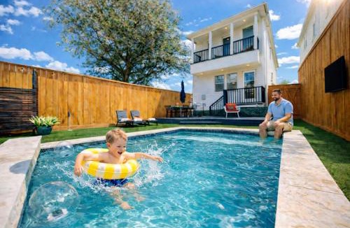 Shady Acres House | Gilded Heart of the Heights