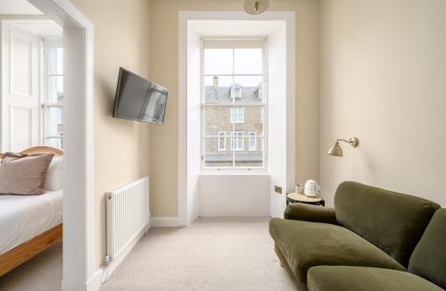 Tollcross House | Gilmore Townhouse