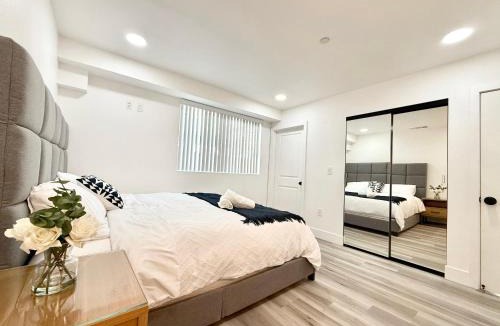 Van Nuys Apartment | GilmoreOne