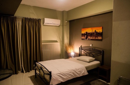 Aliverion Apartment | Gina's Studios