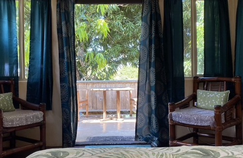 Kuau House | Gingerbread House-Less than a mile from Paia town and all North Shore beaches