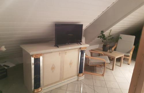 Illingen Apartment | Gino s Ferienwohnung
