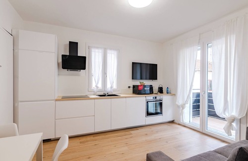 Bollate Apartment | GINO SUITES - Two-room apartment Second Floor Luxury - Apt close to Rho Fiera and Milan