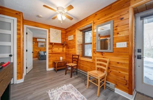 McHenry House | Ginseng Getaway
