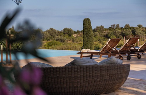 Noto Villa | Gioi - Villa with infinity pool and citrus grove view 10 minutes from Noto