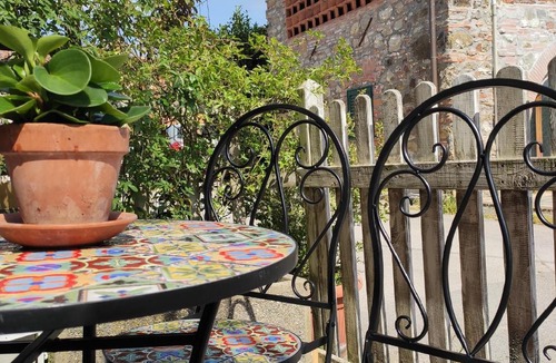Vicopelago House | Gipsy Maisonette