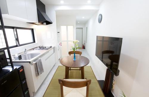 Maejima Apartment | Girasol 302
