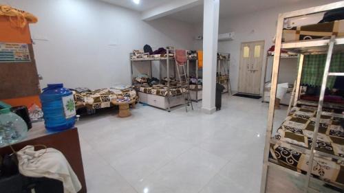 Mathura Apartment | Giri Ashraya