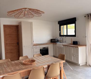 Domvast Apartment | Gite Ô’Violetis