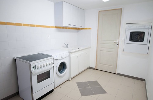 Agon-Coutainville Cottage | Gite 7 persons, 300m from the sea, shops, comfortable, Agon-Coutainville.