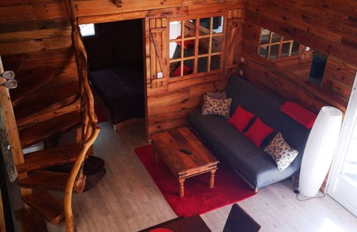 Mur-de-Sologne Ski Chalet | Gite a la Ferme