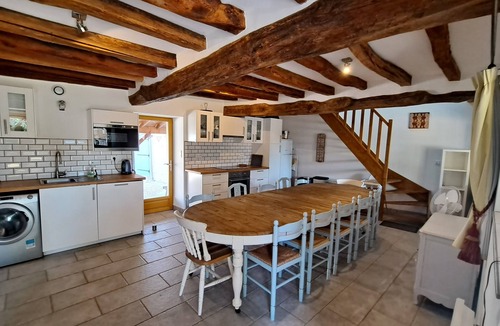 Chaveignes House | GITE ANGULUS RIDET - CHERRY TREE - Gîte 4 people