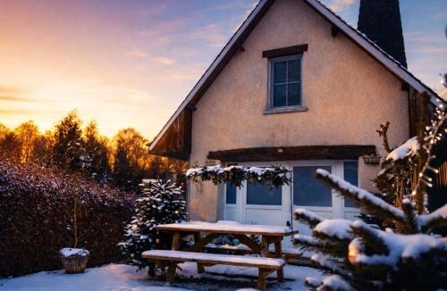 Leglise House | Gite Au Chant d'Eole