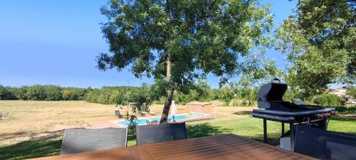 Carnac-Rouffiac House | Gite Barcarolle - 5 pers - piscine Privatisée