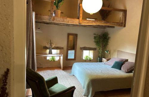 Esclottes House | Gite Cruon