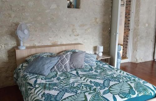 Poigny House | Gite "D" dans une ancienne corps de ferme