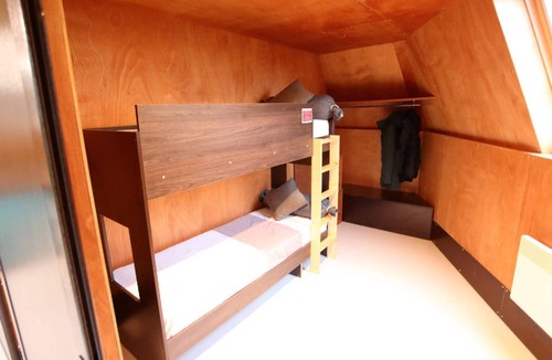 Saint-Sever-Calvados Hotel | GITE D'OBSERVATION (4/6 pers) - Stopover in the forest