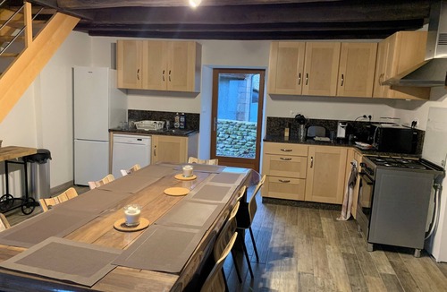 Bersac-sur-Rivalier Cottage | GÎTE DE LA FONTAINE in the countryside of the Monts d'Ambazac