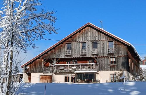 Les Fourgs Apartment | gite des granges bailly