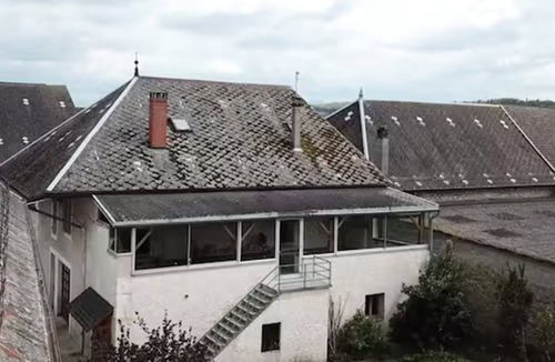 Artemare House | Gite du Canal at the foot of the Grand Colombier - Ideal for large groups!