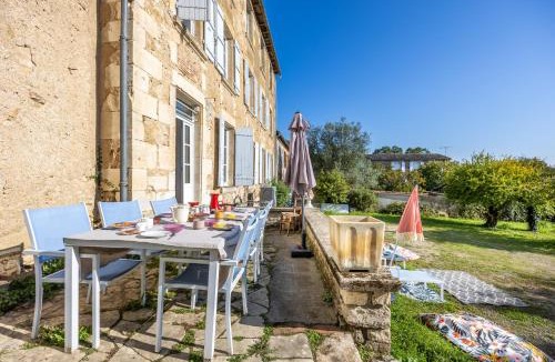 Champdeniers House | Gite Du Val D'egray