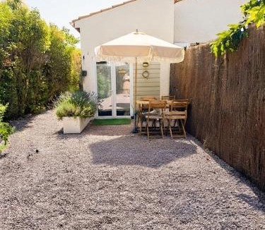 Le Luc Apartment | Gite du paradis
