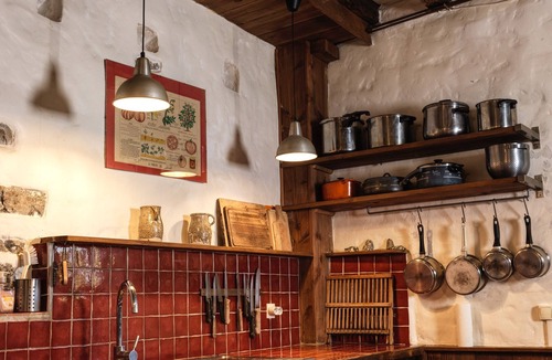 Montesquieu-Avantes House | Gite Enlene 3* label PNR Pyrenees Ariegeoises 10/15 p. In the heart of a listed site