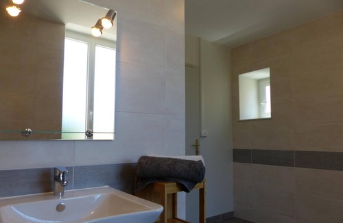 Fourilles Cottage | Gite Fourilles, 4 bedrooms, 10 persons