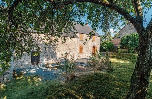 Saint-Dizier-les-Domaines House | Gite with private indoor pool and relaxation area. High-speed Wi Fi