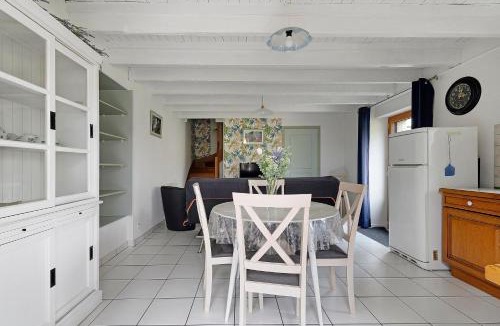 Lanvallay House | Gite Hirondelle