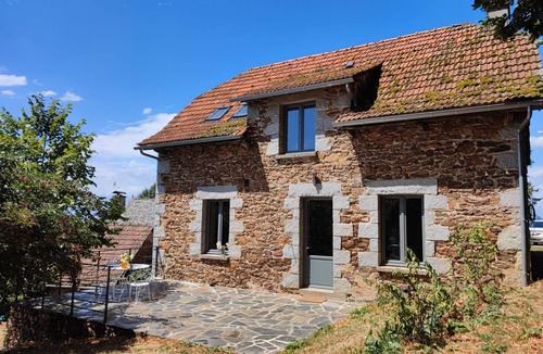 Junhac Cottage | Gite Junhac, 3 bedrooms, 6 persons