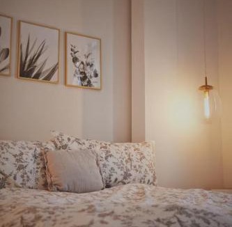 Beloeil House | Gite La Cache