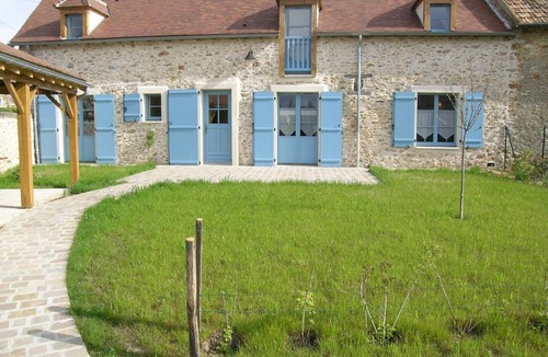 La Celle-les-Bordes Cottage | Gite La Celle-les-Bordes, 3 bedrooms, 6 persons