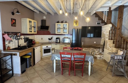 Illats House | Gite LA Fourniere - Illats