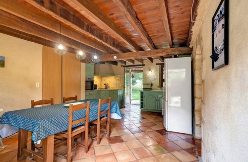 Saint-Martin-des-Combes House | Gîte Les Loriots: Private Terrace, Wi-Fi, and Air Conditioning in Saint-Martin-des-Combes
