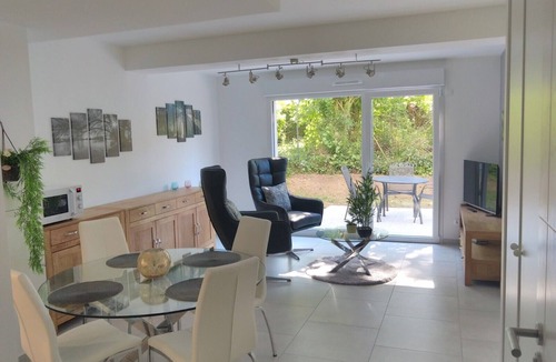 Barr Apartment | Gite Le Léonardo Located in the center of Barr Near the shops