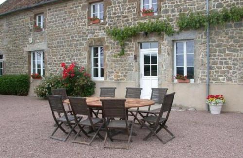 Lormes House | GITE Les Aubues