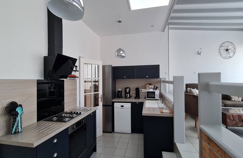 Saint-Marcouf Cottage | Gite Les embruns, the sea at your feet, ideal for 7 people