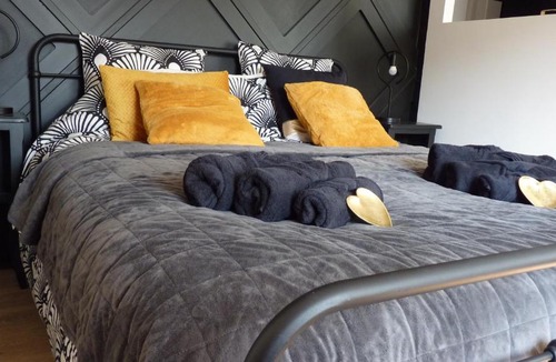 Sebourg Apartment | Gite Les Matines
