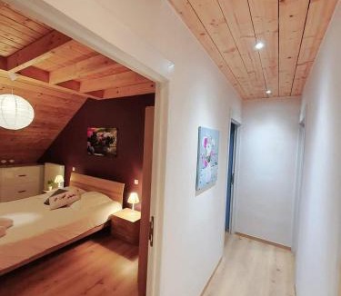 Houyet House | Gite Li School