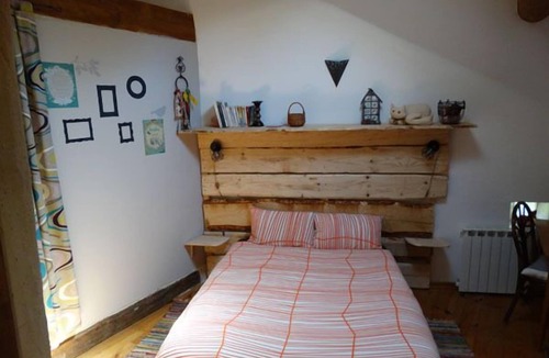 Cliousclat House | Gîte Lou Cliou : old house in the countryside with private courtyard