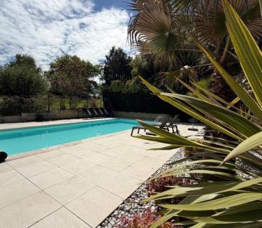 Buanes Apartment | Gite Matilon, 5 min Eugénie les Bains